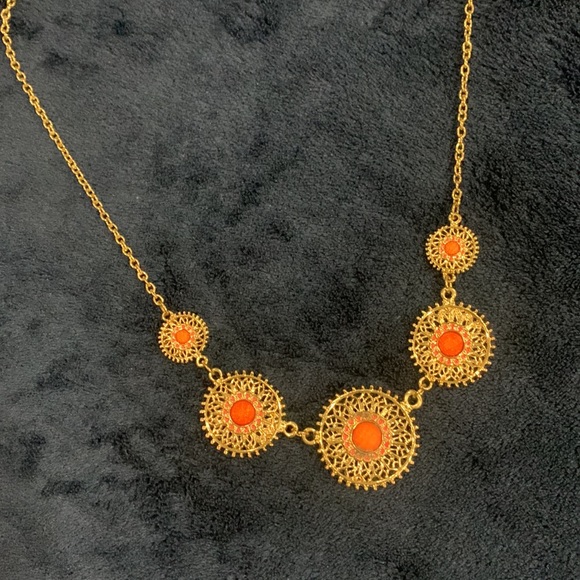 H&M neckpiece from Switzerland 🇨🇭 - Picture 2 of 5